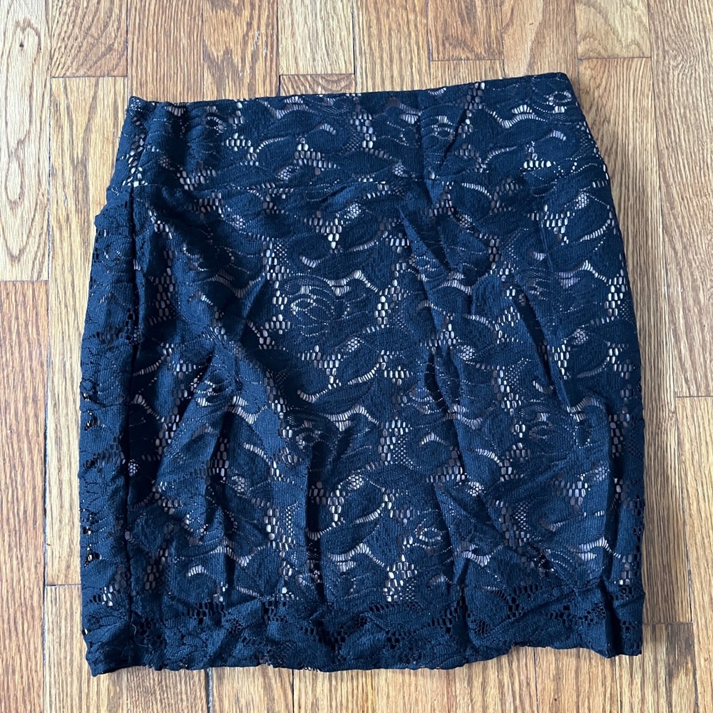 Cotton on, size S, black floral overlay on nude